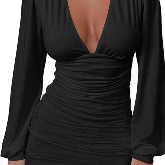 Black Bodycon Dress with Plunge Neckline and Bishop Sleeves - Picture 5 of 8
